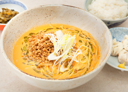芝麻(チーマー)坦々麺