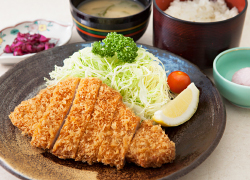 ロースとんかつ御膳